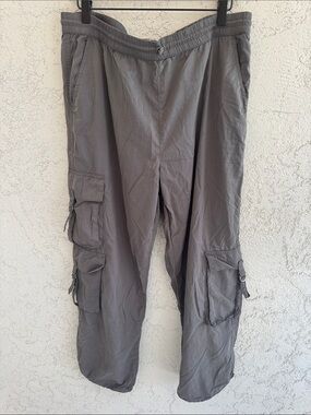 Women’s elastic waist detail Cargo Pants in Gray - Casual Utility Style size XL